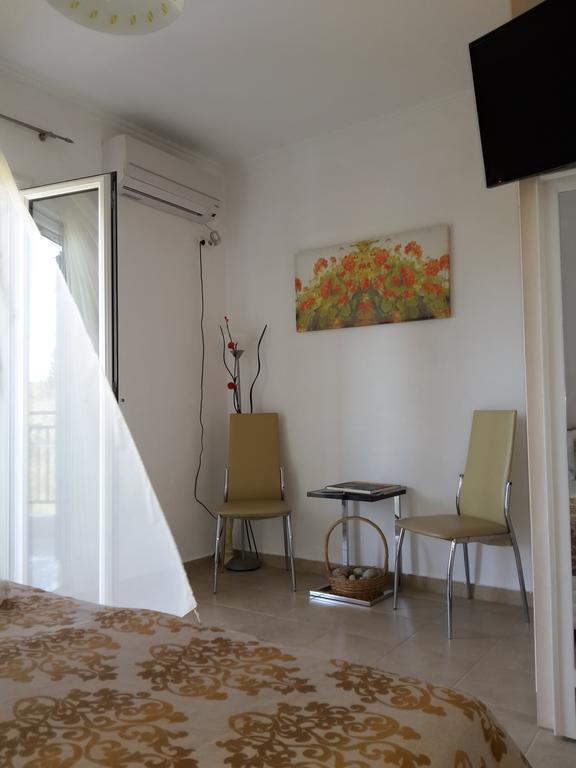 Rodon Apartments Tsoukaládhes Extérieur photo